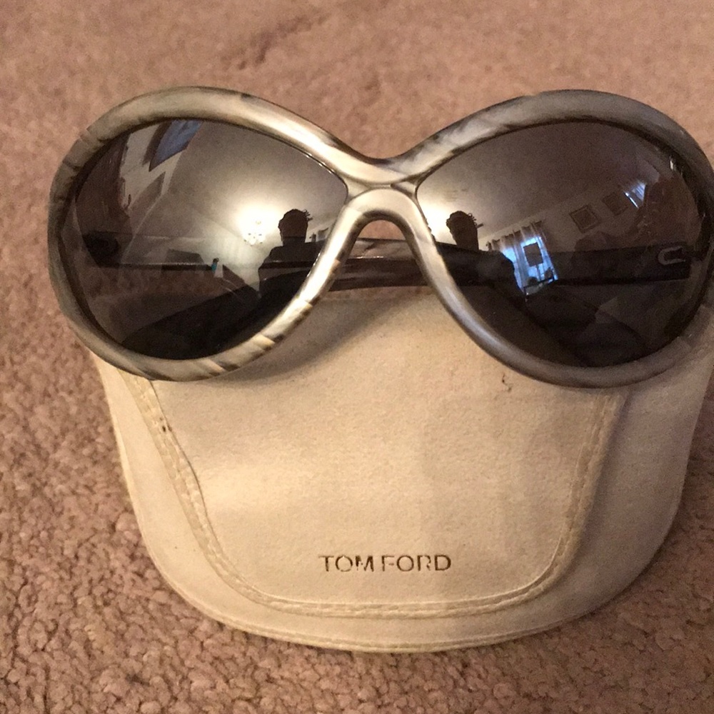 Tom Ford Tortoiseshell Gray Shades